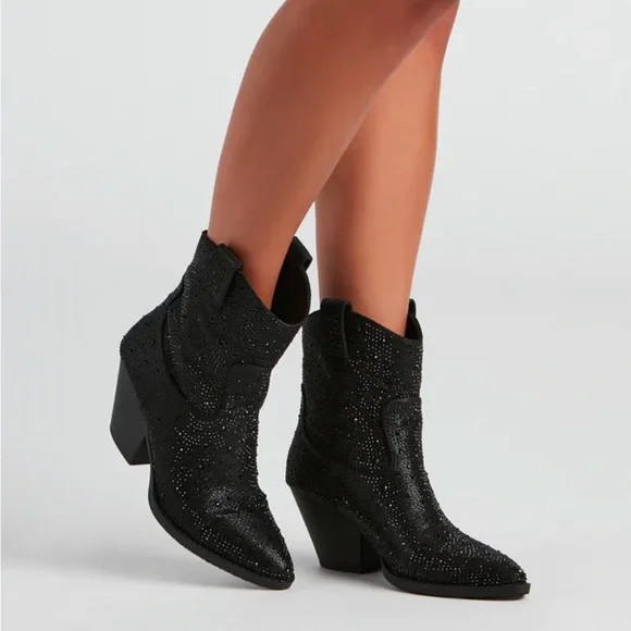 NEW Black Western Style Bedazzled Cowboy Ankle Boots - Picture 6 of 16
